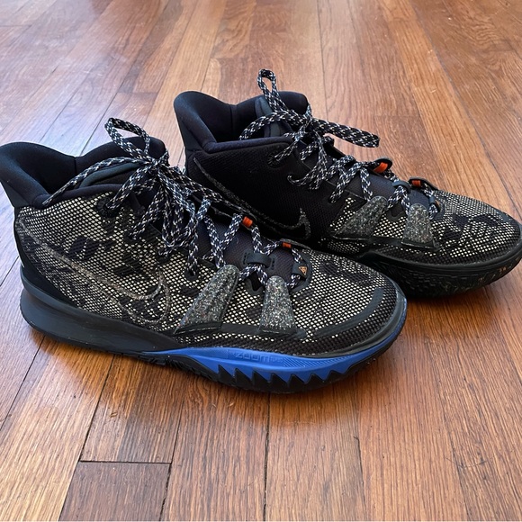 Nike Shoes Nike Kyrie 7 Basketball Shoes Size 9 Poshmark